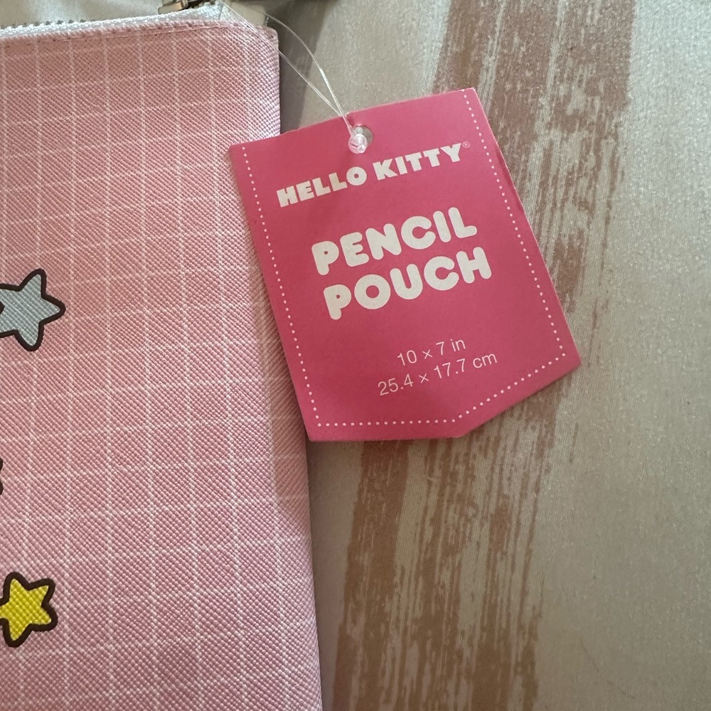 Hello Kitty Pencil Case NWT - Picture 3 of 3